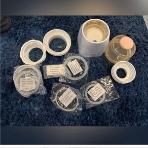 Adapter for Medela part only.